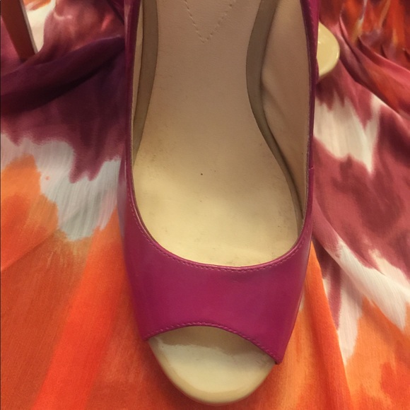 Guess Platform Heels - Picture 3 of 7